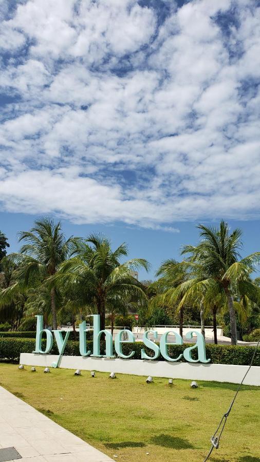 By The Sea Beach Luxury Resort - Batu Ferringhi Exterior photo